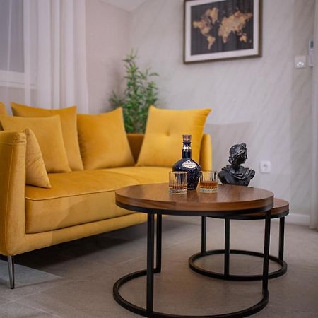 Enyana Luxury Suites Kotor Ngoại thất bức ảnh