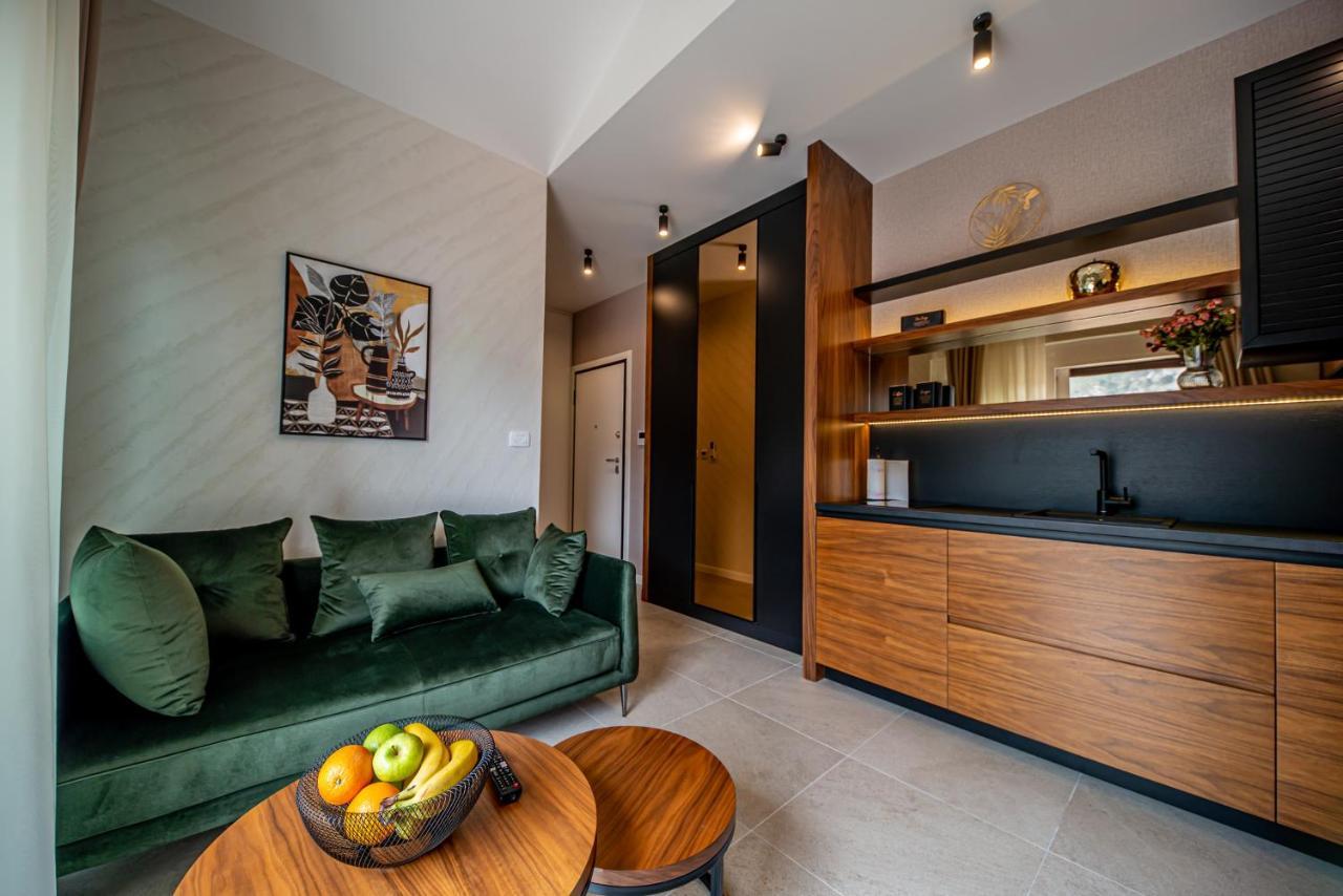 Enyana Luxury Suites Kotor Ngoại thất bức ảnh