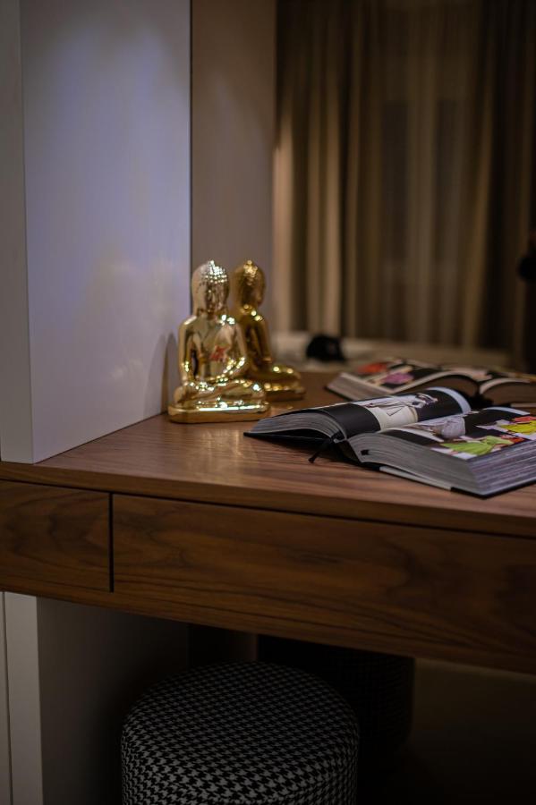 Enyana Luxury Suites Kotor Ngoại thất bức ảnh