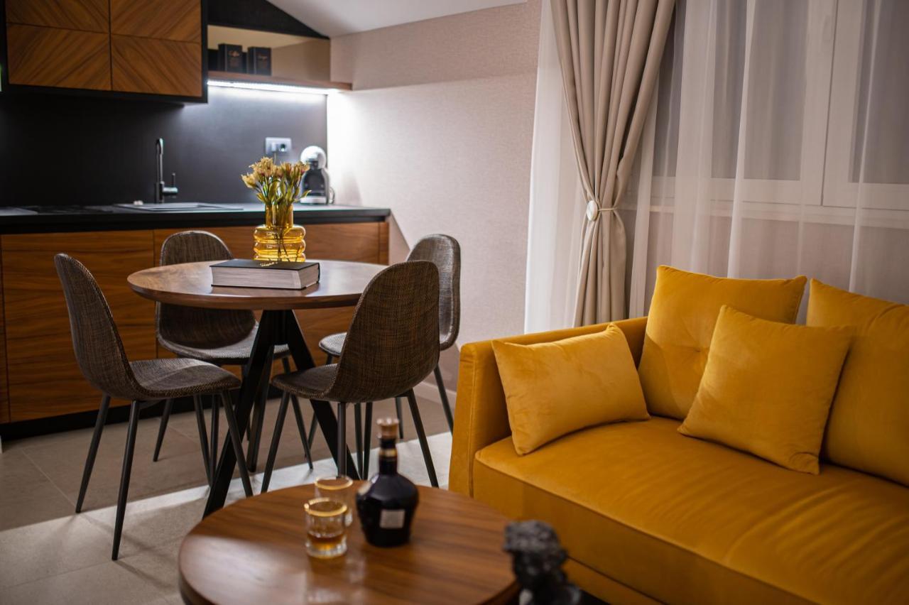 Enyana Luxury Suites Kotor Ngoại thất bức ảnh
