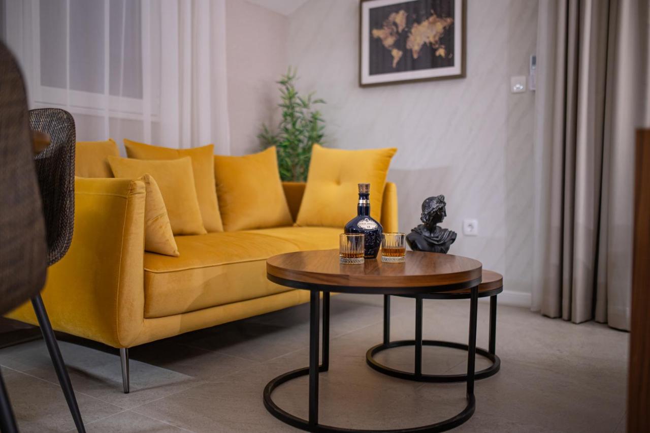 Enyana Luxury Suites Kotor Ngoại thất bức ảnh